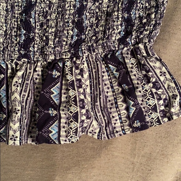 multi color off the shoulder cropped top - Picture 4 of 4